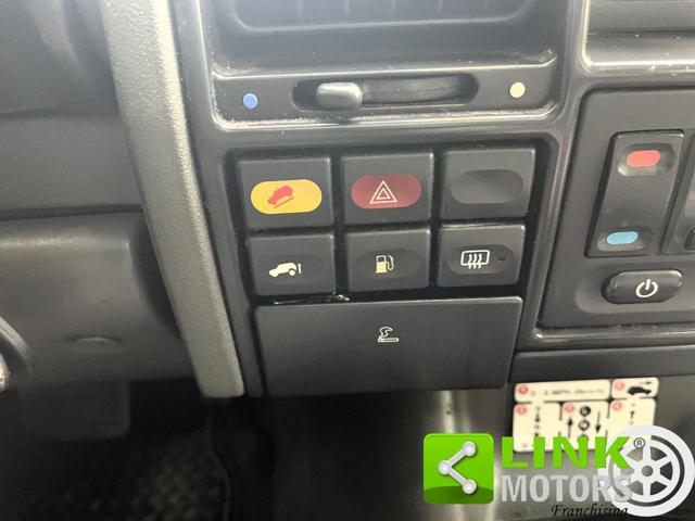 LAND ROVER DISCOVERY 2.5 TDI 136 CV TD5 - foto 20
