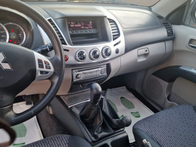 MITSUBISHI L200 2.5 DI-D/136CV CLUB CAB INVITE D - foto 14