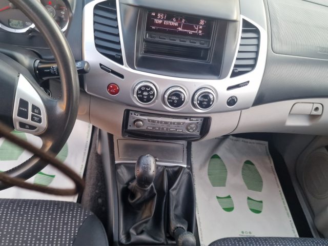 MITSUBISHI L200 2.5 DI-D/136CV CLUB CAB INVITE D - foto 15