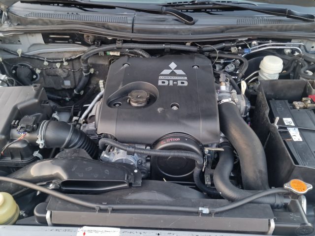 MITSUBISHI L200 2.5 DI-D/136CV CLUB CAB INVITE D - foto 21