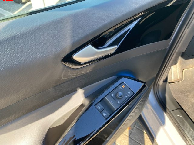 VOLKSWAGEN ID.4 PRO PERFORMANCE - foto 12