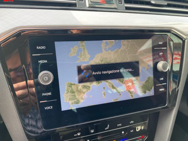 VOLKSWAGEN PASSAT VARIANT 2.0 TDI SCR 122 CV EVO DSG BUSIN - foto 10