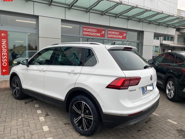 VOLKSWAGEN TIGUAN 2.0 TDI SCR DSG HIGLINE BLUEMOTI - foto 3
