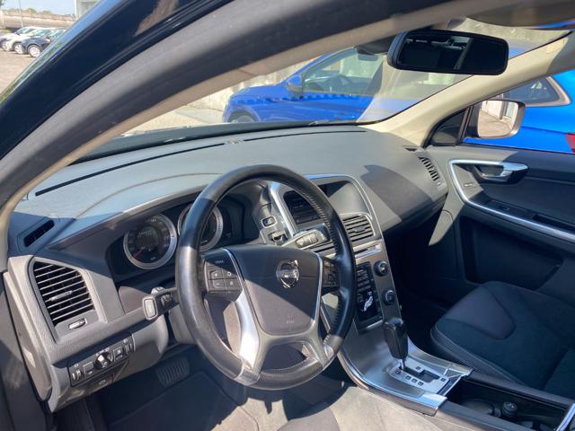 VOLVO XC60 D3 AWD GEARTRONIC KINETIC - foto 6