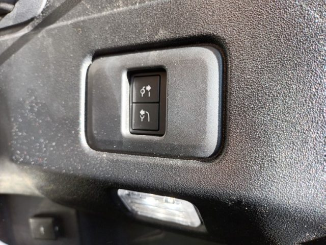 LAND ROVER DEFENDER 110 3000D I6 250CV AWD AUTO X-DY - foto 18