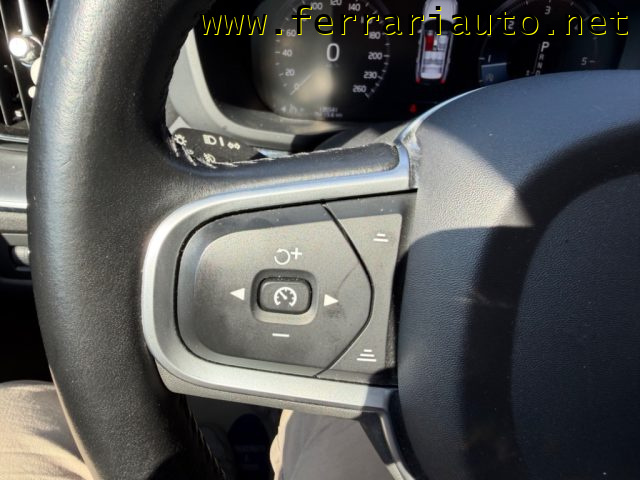 VOLVO XC60 D4 MOMENTUM AUTOMATICA - foto 21
