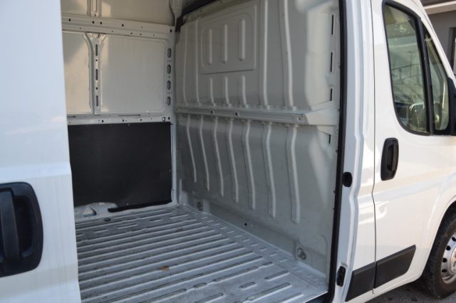 CITROEN JUMPER 33 BLUEHDI 140 S&S PLM-TM FURGON - foto 7