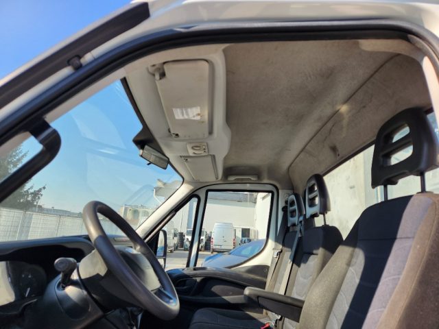 IVECO DAILY RIBALTABILE GRU MOTORE IBRIDO DI - foto 22