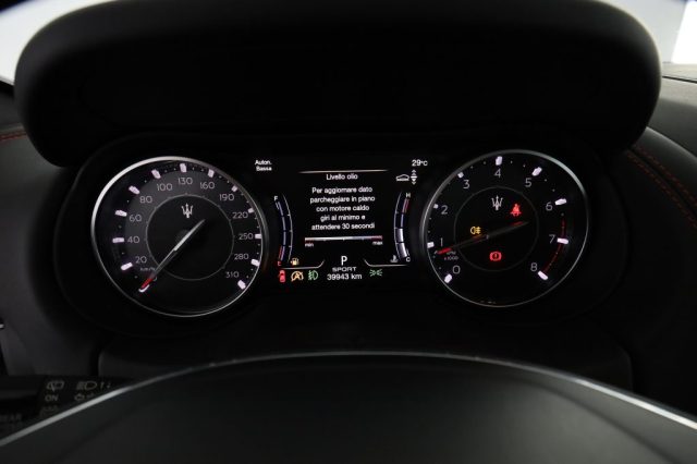 MASERATI LEVANTE LEVANTE 330 CV MHEV AWD GT - foto 7