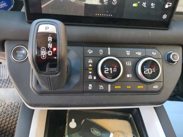 LAND ROVER DEFENDER 110 3.0D I6 200 CV AWD AUTO S - foto 10