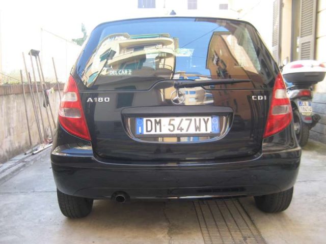 MERCEDES-BENZ A 180 CDI CLASSIC - foto 3