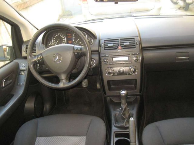 MERCEDES-BENZ A 180 CDI CLASSIC - foto 6