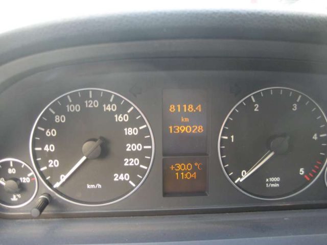 MERCEDES-BENZ A 180 CDI CLASSIC - foto 11