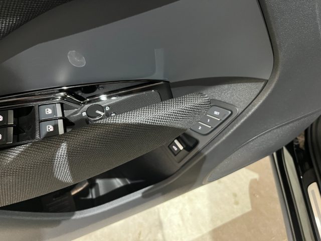 AUDI Q3 SPB SPORTBACK TDI S LINE STRONIC - foto 23