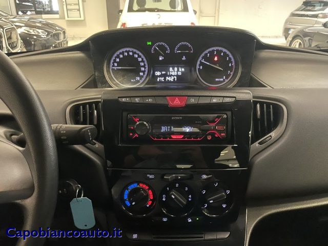 LANCIA YPSILON 1.2 69 CV 5 PORTE SILVER - foto 12