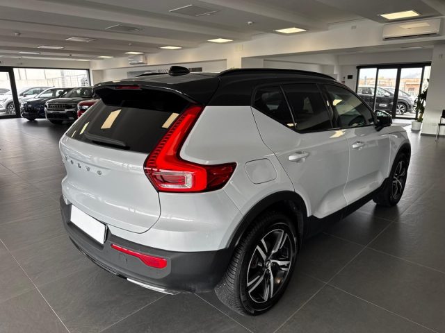 VOLVO XC40 2.0 D3 150 CV GEARTRONIC R-DESIG - foto 10