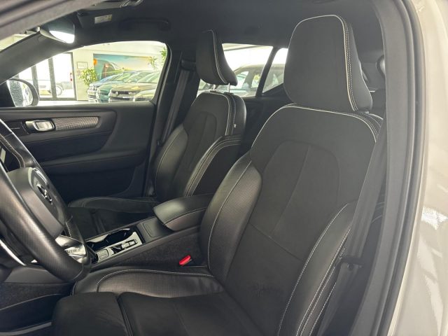 VOLVO XC40 2.0 D3 150 CV GEARTRONIC R-DESIG - foto 2
