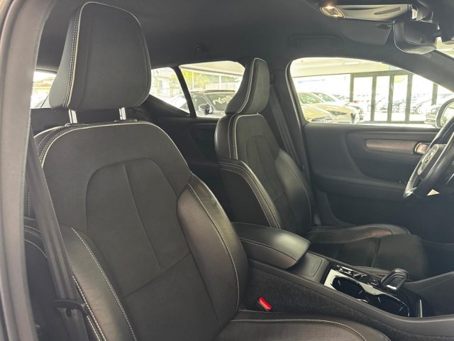 VOLVO XC40 2.0 D3 150 CV GEARTRONIC R-DESIG - foto 22
