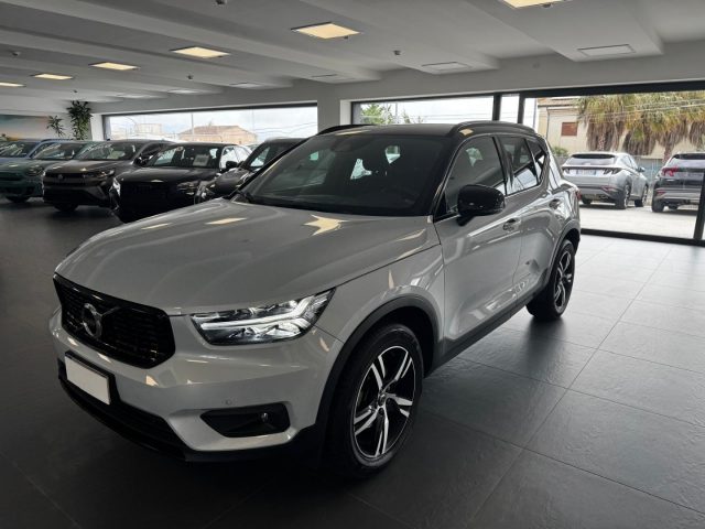 VOLVO XC40 2.0 D3 150 CV GEARTRONIC R-DESIG - foto 25