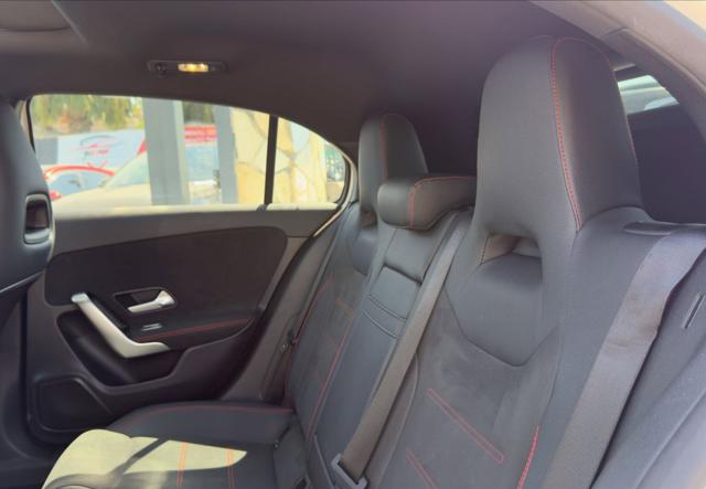 MERCEDES-BENZ A 180 D AUTOMATIC AMG LINE PREMIUM PLU - foto 17