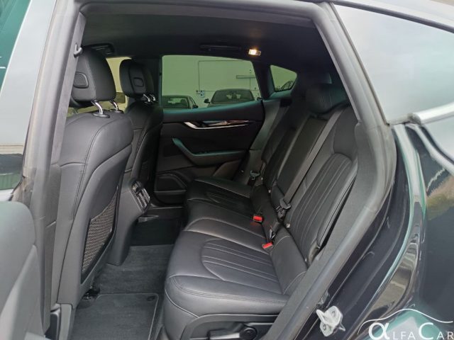 MASERATI LEVANTE MHEV 330 CV AWD GT - foto 13