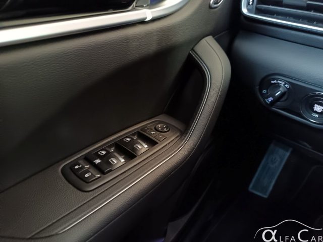 MASERATI LEVANTE MHEV 330 CV AWD GT - foto 17