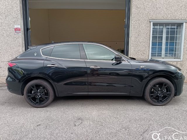 MASERATI LEVANTE MHEV 330 CV AWD GT - foto 18