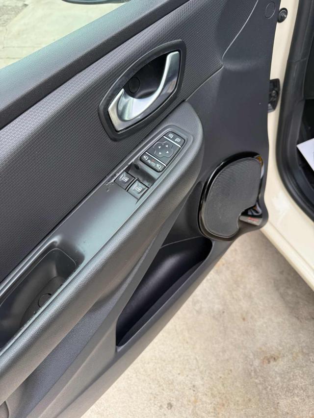 RENAULT CLIO TCE 12V 90 CV GPL START&STOP 5 P - foto 14
