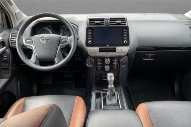 TOYOTA LAND CRUISER 2.8 D4-D A/T 5 PORTE EXECUTIVE - foto 6