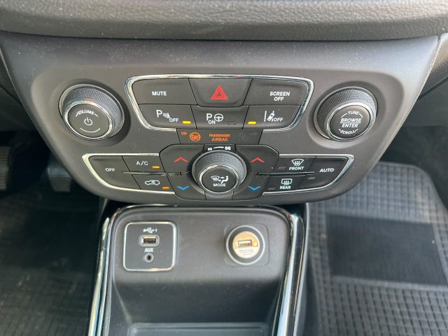 JEEP COMPASS 1.6 MJET II 88KW LIMITED - foto 17