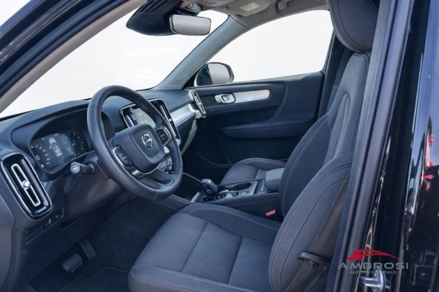 VOLVO XC40 T2 GEARTRONIC MOMENTUM PRO - foto 9