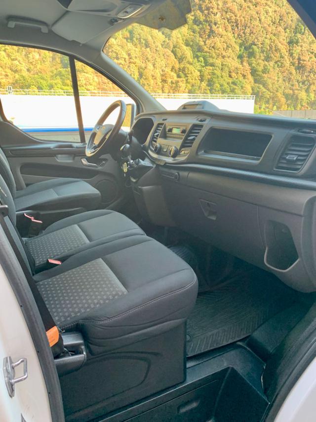 FORD TRANSIT CUSTOM 300 2.0 ECOBLUE130  L1 H2TITANIU - foto 15