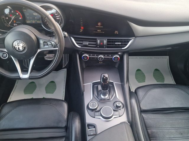 ALFA ROMEO GIULIA 2.2 TURBODIESEL 210 CV AT8 AWD Q - foto 16