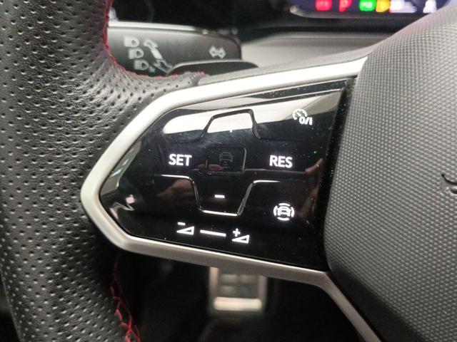 VOLKSWAGEN GOLF 2.0 TSI DSG GTI - foto 12