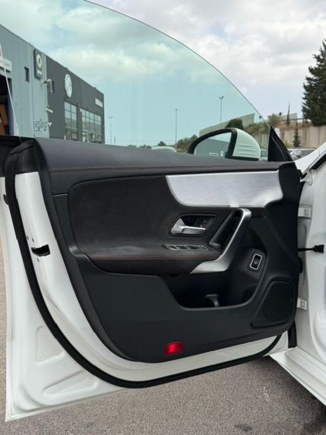 MERCEDES-BENZ CLA D SHOOTING BRAKE PREMIUM - foto 7