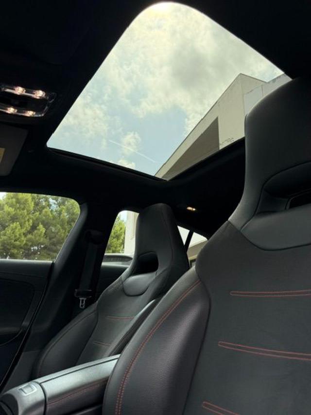 MERCEDES-BENZ CLA D SHOOTING BRAKE PREMIUM - foto 14