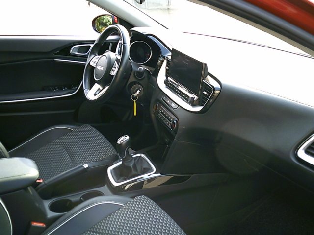 KIA XCEED 1.5 T-GDI 160 CV MHEV IMT BUSINE - foto 8