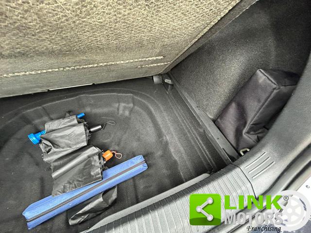 VOLKSWAGEN GOLF 8 AUTOMATICA - foto 19