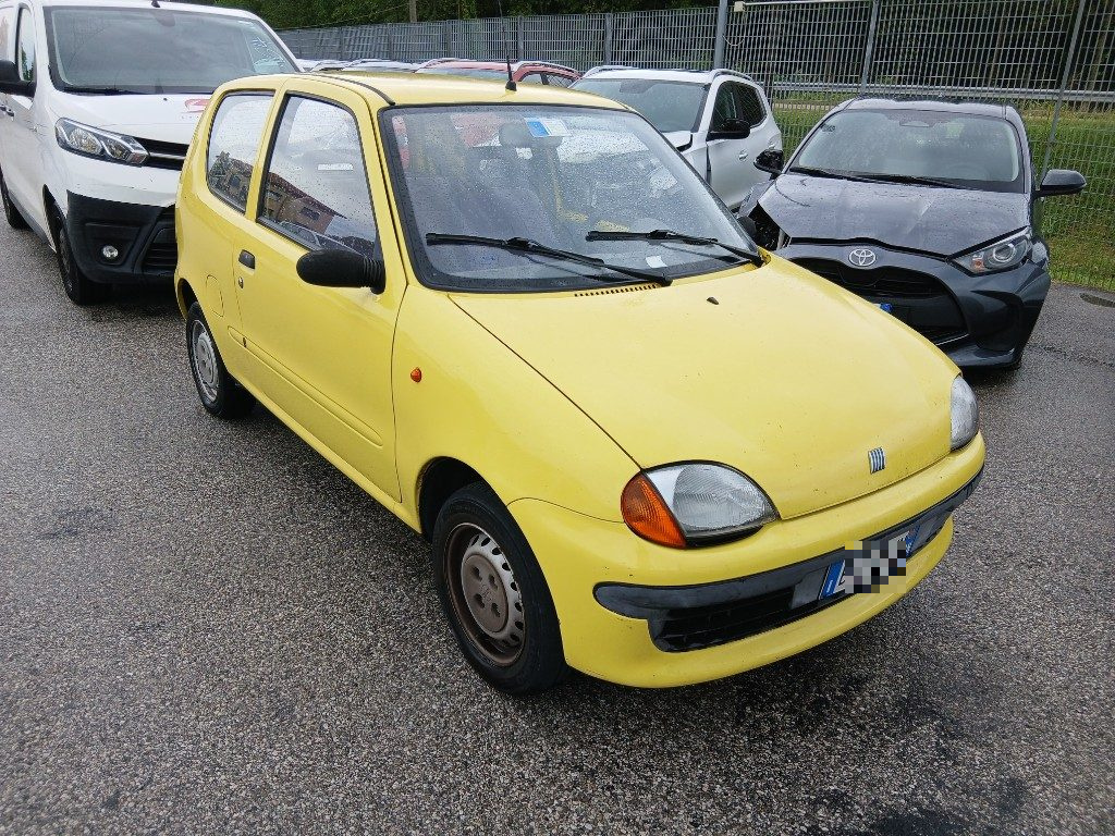 Immagine di FIAT Seicento 900i cat Fun del 04/2000 km 79543