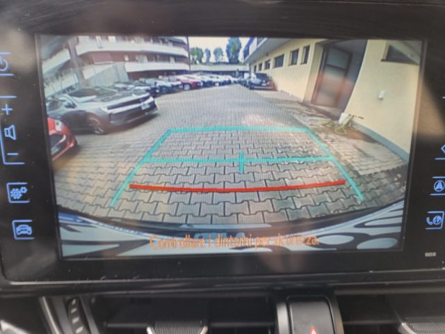 TOYOTA C-HR 1.8 HYBRID E-CVT BUSINESS - foto 14