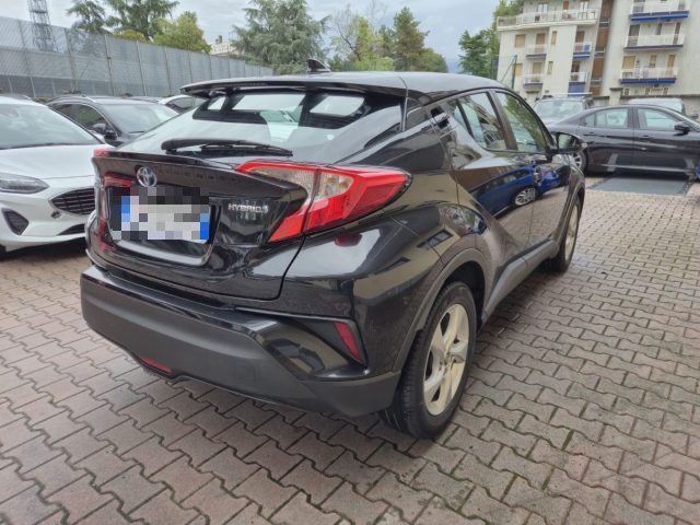 TOYOTA C-HR 1.8 HYBRID E-CVT BUSINESS - foto 4