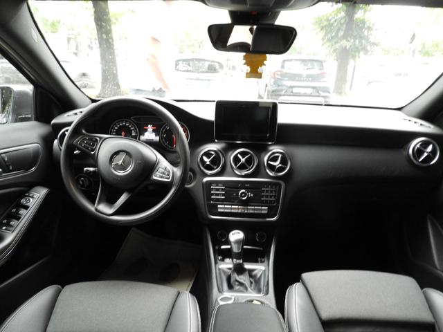 MERCEDES-BENZ A 160 D SPORT - foto 11