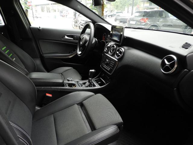 MERCEDES-BENZ A 160 D SPORT - foto 17