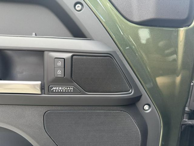 LAND ROVER DEFENDER 110 P300 E HYBRID AWD AUTO X-DYN - foto 10