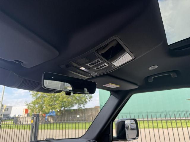 LAND ROVER DEFENDER 110 P300 E HYBRID AWD AUTO X-DYN - foto 12