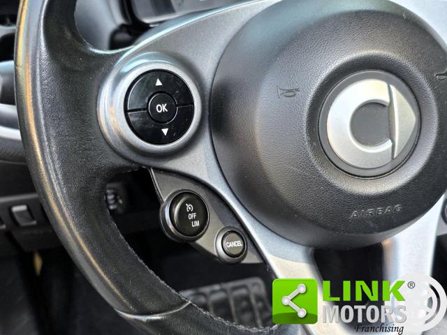 SMART FORTWO CABRIO 0.9 T PASSION 90CV AUT - foto 37