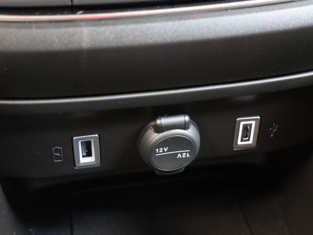 JEEP AVENGER 1.2 TURBO MHEV LONGITUDE *PROMO  - foto 20