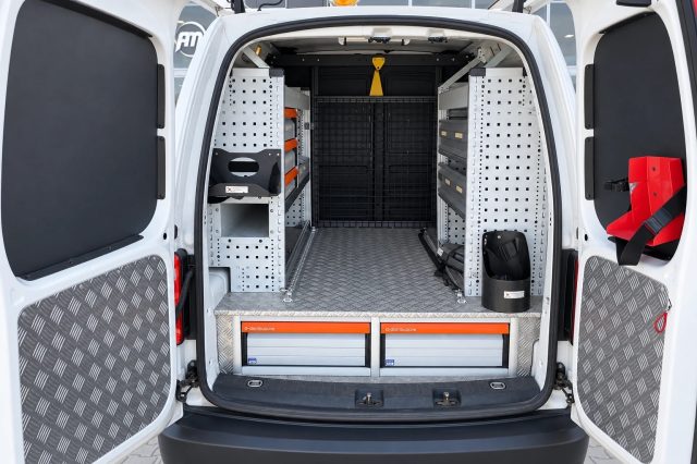 VOLKSWAGEN CADDY 2.0 TDI 4MOTION 4X4 ALLESTITO G. - foto 13