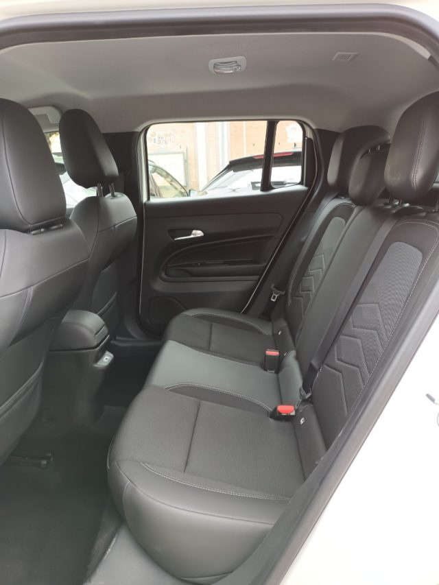 JEEP AVENGER 1200 TURBO ALTITUDE 100CV CARPLA - foto 6