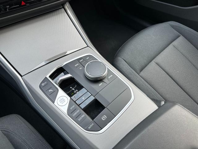 BMW 320 D 48V TOURING - foto 11